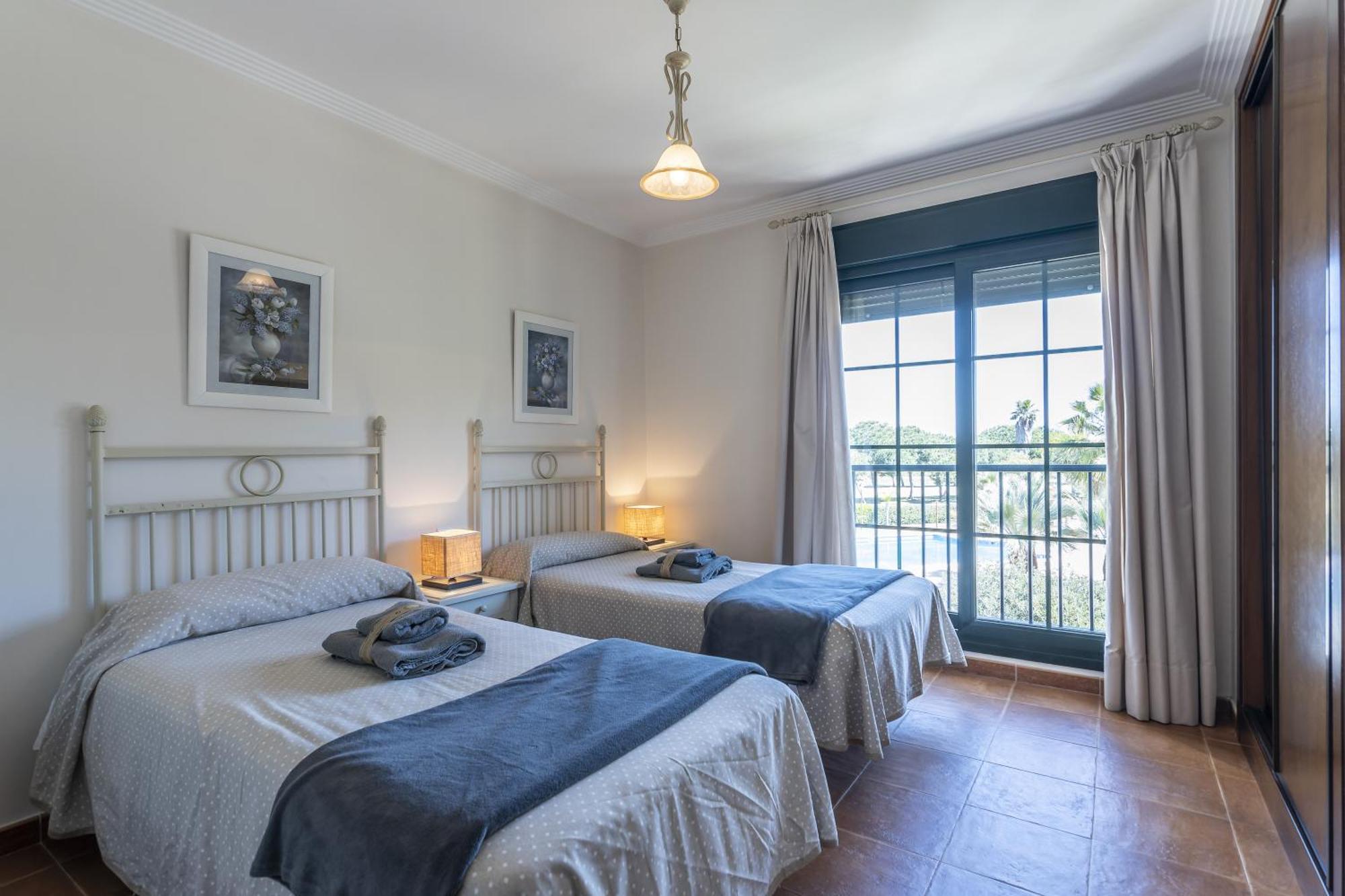 Prado Golf By H Apartment Isla Canela Phòng bức ảnh