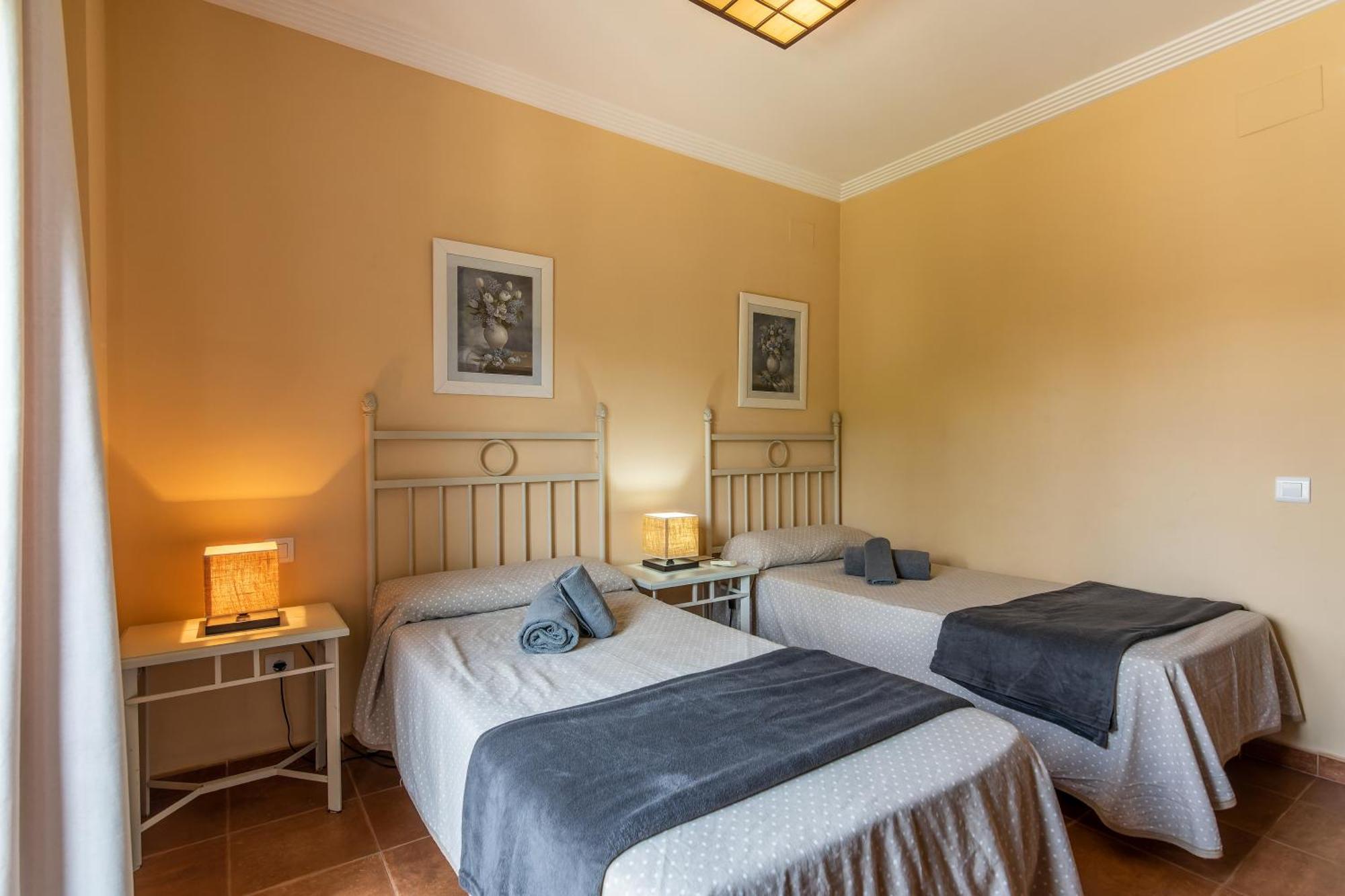 Prado Golf By H Apartment Isla Canela Phòng bức ảnh