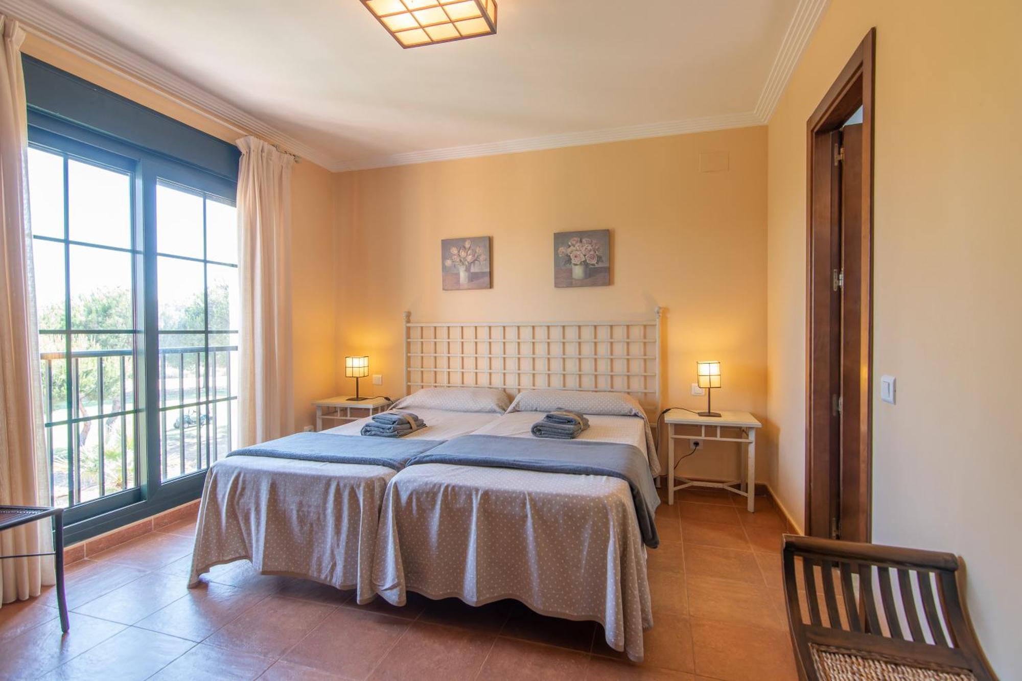 Prado Golf By H Apartment Isla Canela Phòng bức ảnh