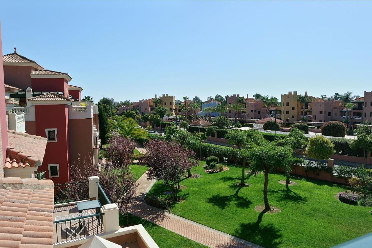 Prado Golf By H Apartment Isla Canela Ngoại thất bức ảnh